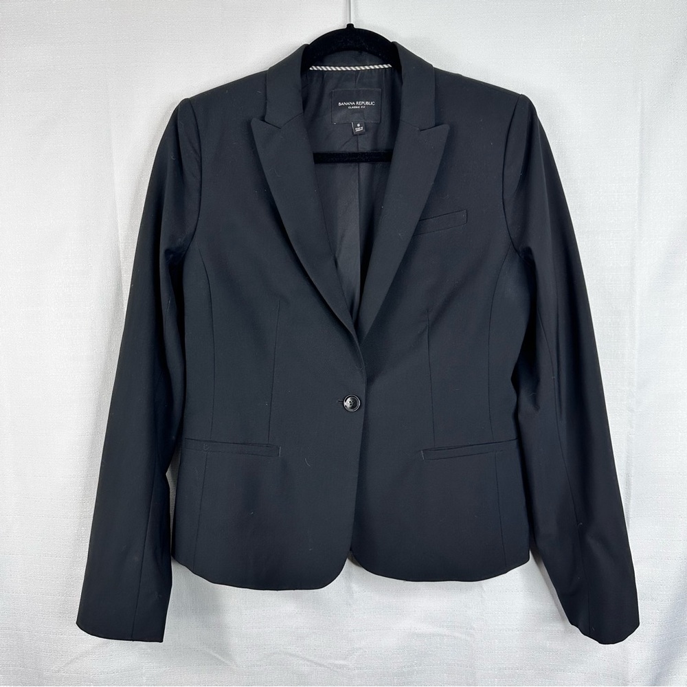 Banana Republic Marzotto classic fit single button balzer wool blend Nuetral